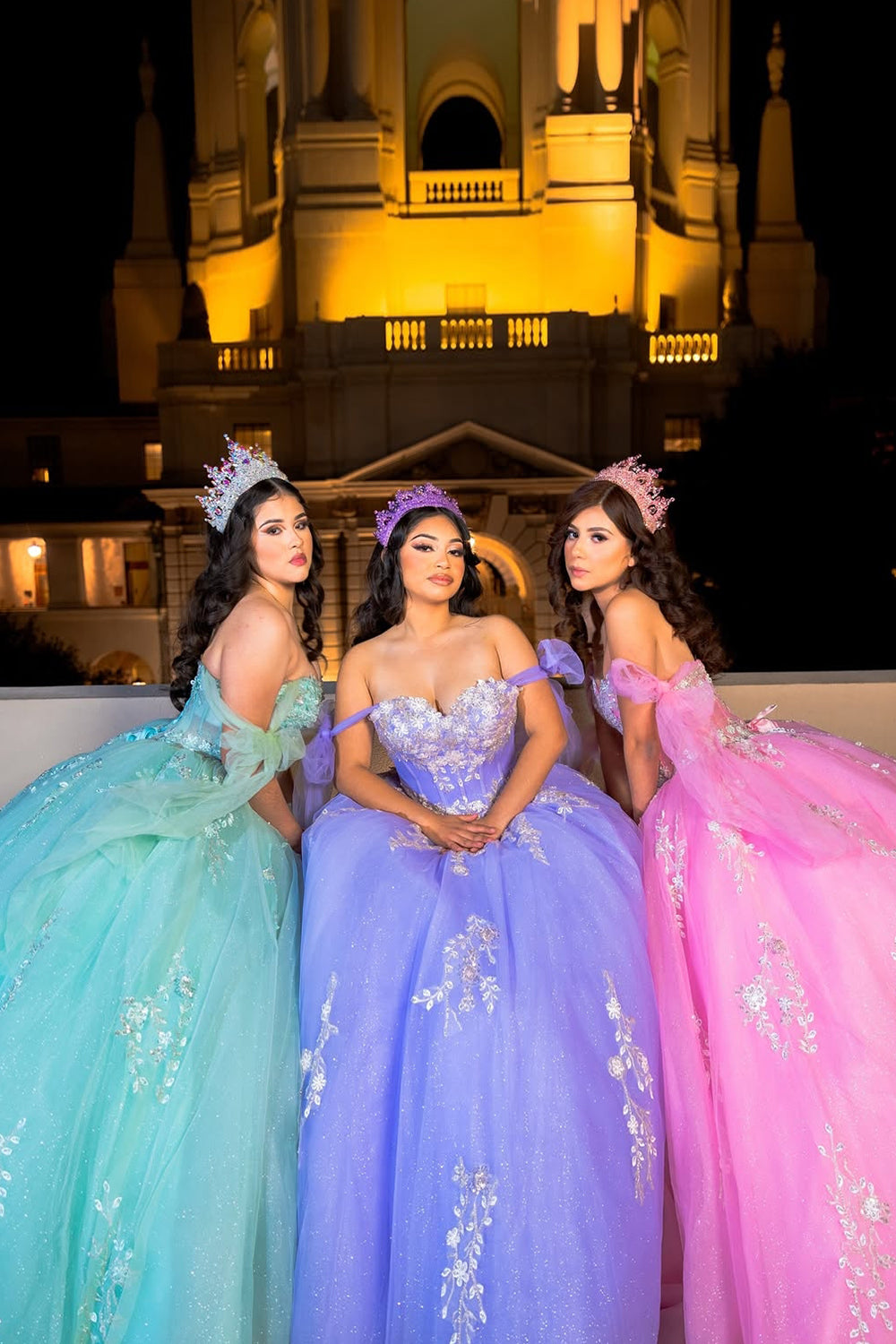 Off-the-Shoulder Quinceanera Ball Gown in Lilac Tulle Featuring Appliques