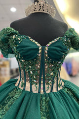 Off-the-Shoulder Pine Green Quinceanera Ball Gown with Tulle Applique