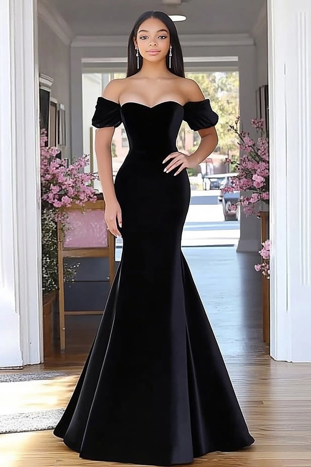 Velvet Long Prom Dress with Off-the-Shoulder Black Mermaid Design