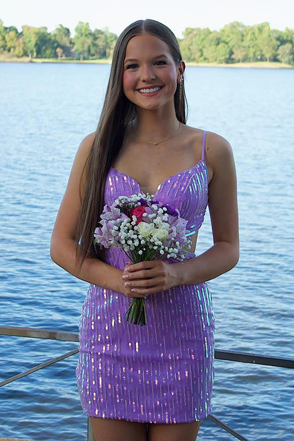 Short Spaghetti Straps Bodycon Homecoming Dress in Sparkly Purple