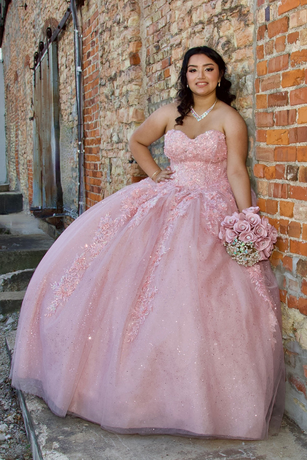 Sparkly Pink Sweetheart Ball Gown with Tulle Applique for Quinceanera