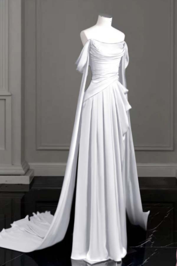 Off the Shoulder Strapless Sleeveless Long Formal Dress With Pleated