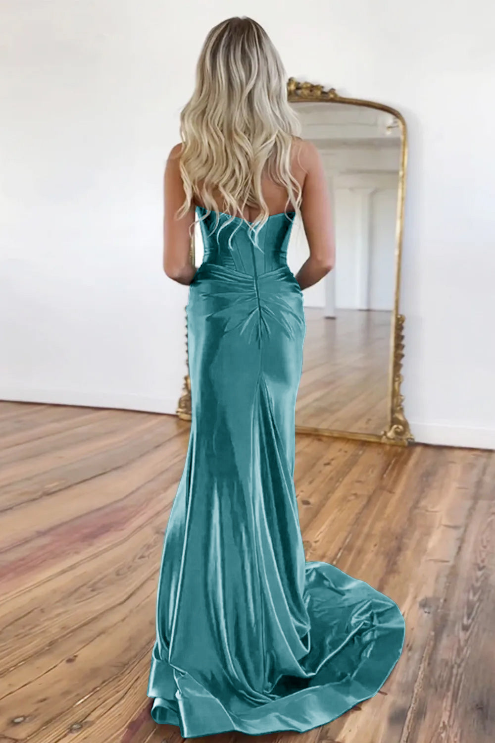 Elegant Sweetheart Prom Corset in Mermaid Green with a Stylish Split