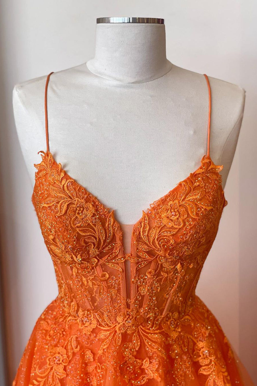 Elegant Orange A-Line Prom Dress with Spaghetti Straps and Appliques