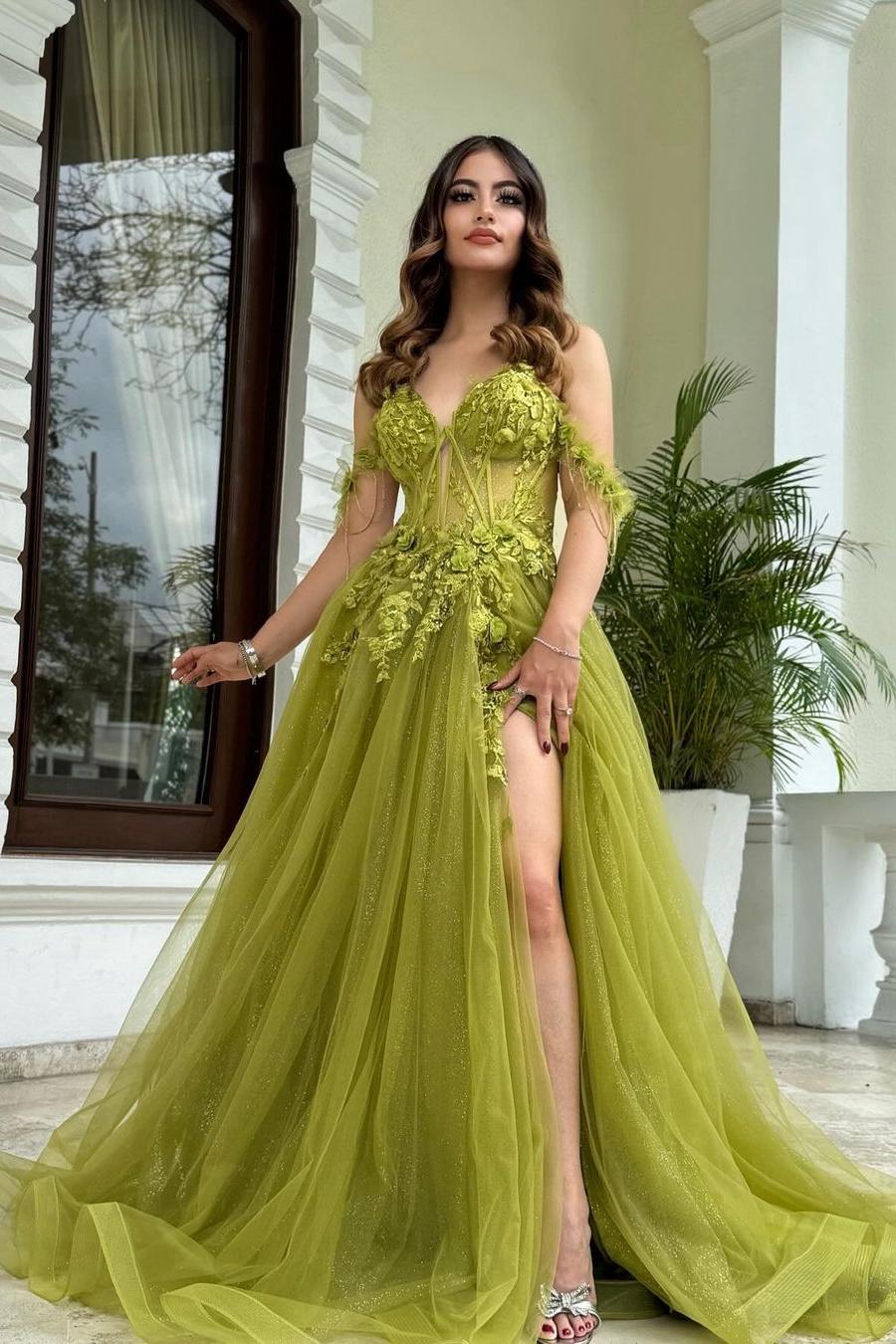 Tulle Off the Shoulder Sweetheart Sleeveless Split Formal Dress With Appliques