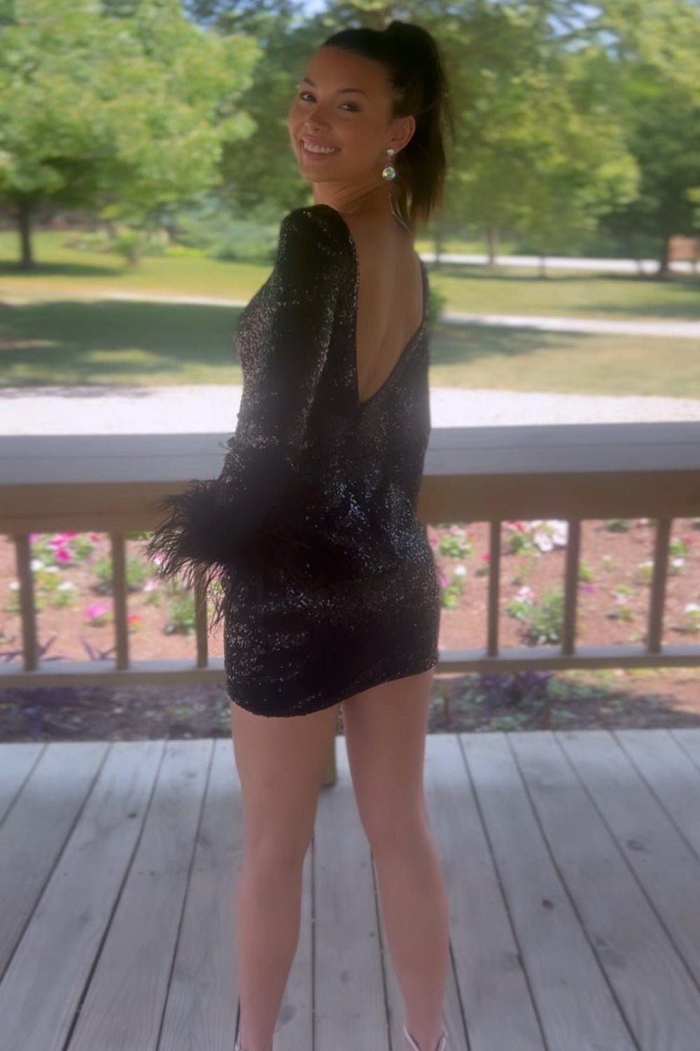 Sparkly Fuchsia Sequined Long Sleeves Tight Short Homecoming Dress/Mini Dress with Feathers