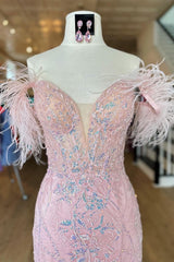 Elegant Pink Off-the-Shoulder Mermaid Prom Dress with Feather Corset
