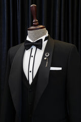 Fashion Black Shawl Lapel Three-Piece Wedding Suits