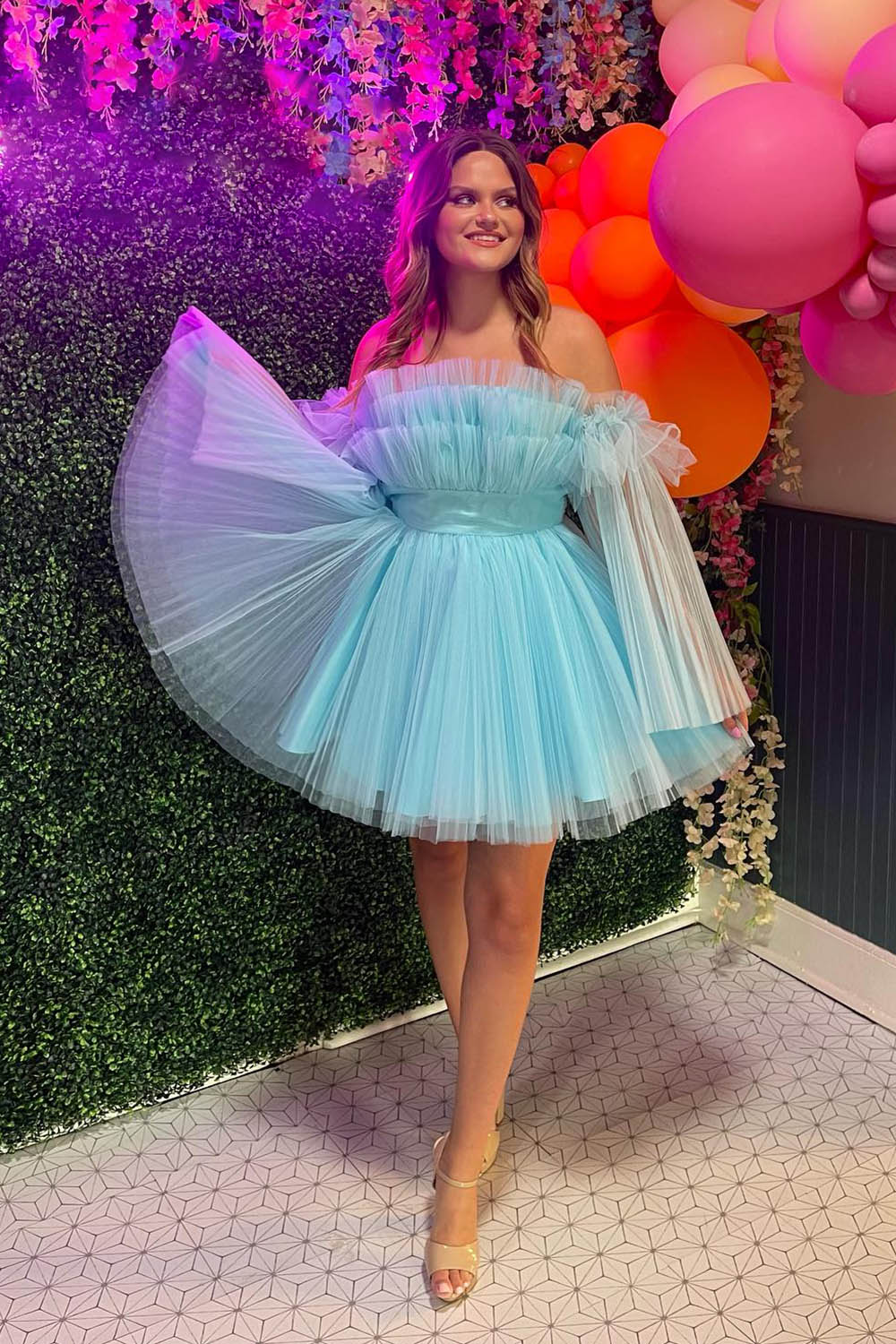 Black A-Line Detachable Long Sleeves Tulle Short Homecoming Dress/Mini Dress
