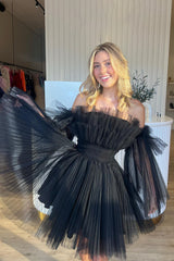 Black A-Line Detachable Long Sleeves Tulle Short Homecoming Dress/Mini Dress