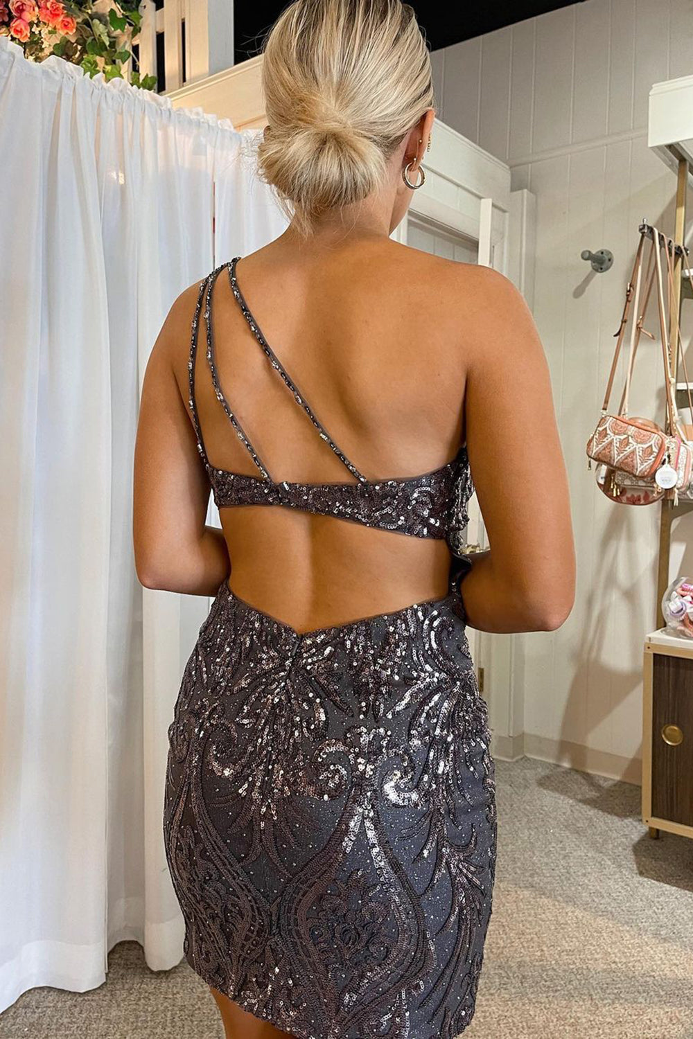 Sheath Black Sequins One Shoulder Short Homecoming Dress/Mini Dress