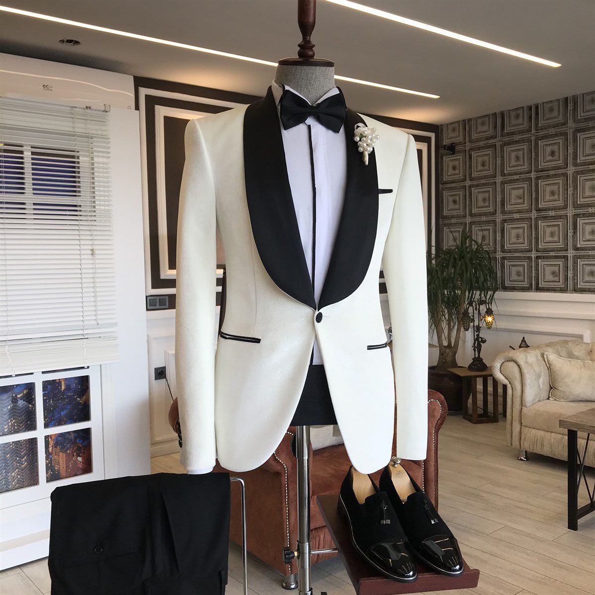 Simple White Shawl-Lapel Wedding Suit for Grooms (Elegant Design)