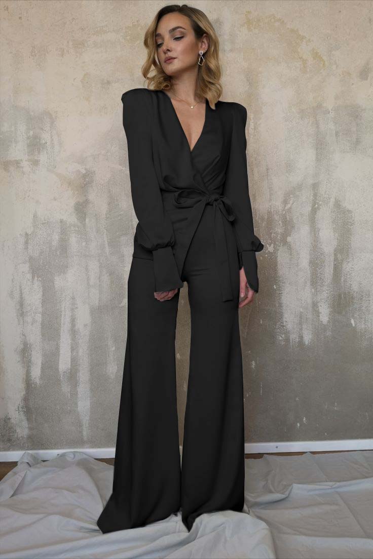 Charming Long Sleeves White V-Neck Long Jump Suit With Belt