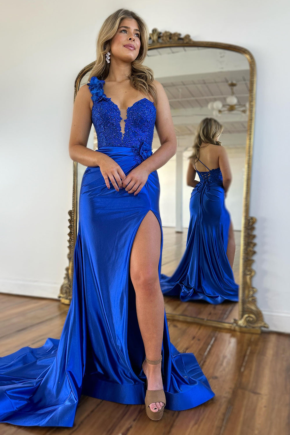 Stylish Fuchsia One-Shoulder Mermaid Corset Prom Gown with Ruched Detail and Appliques