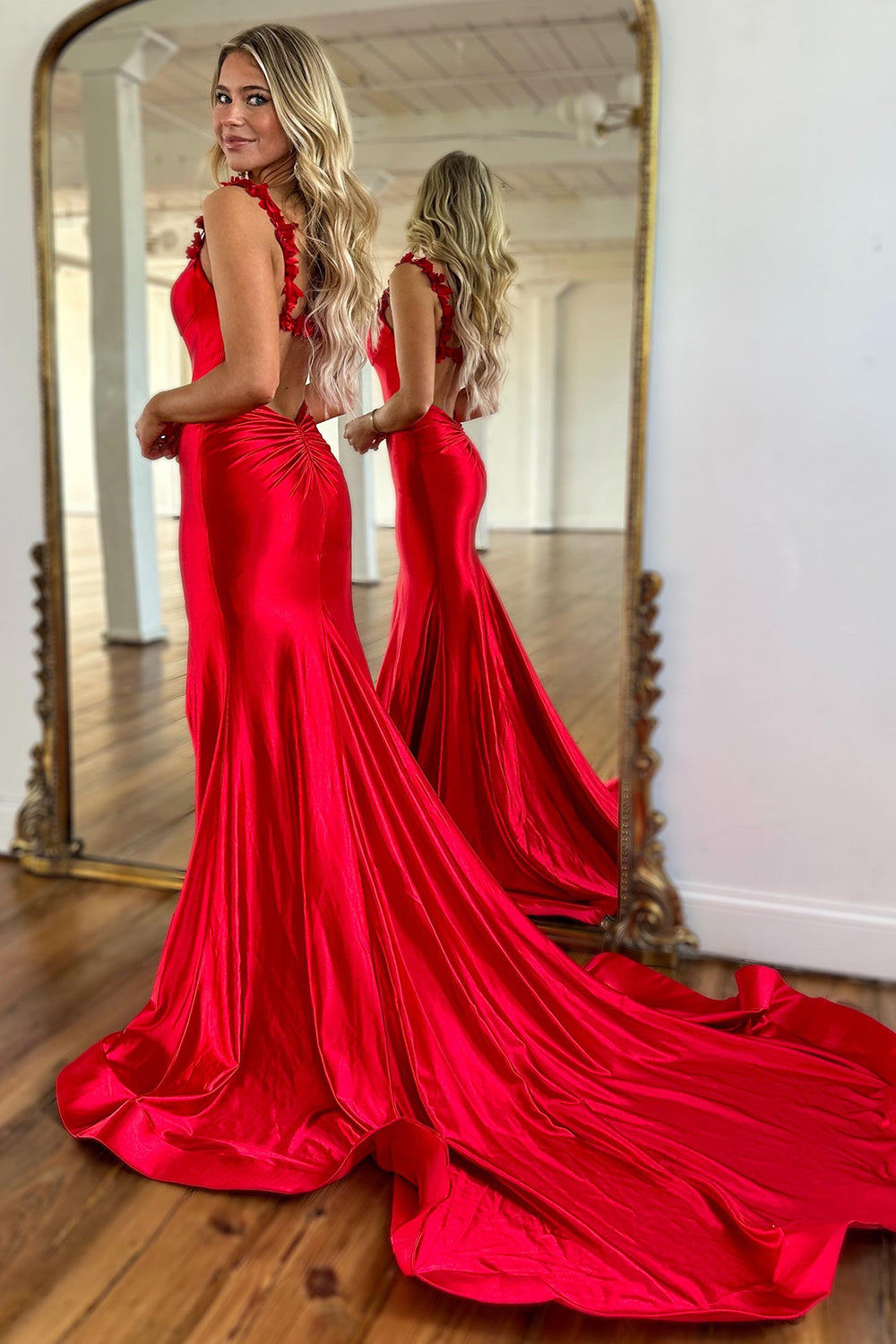 Long Backless Red Mermaid Prom Dress in Satin with Spaghetti Straps and Slit