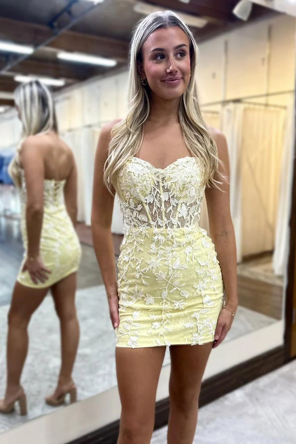 Light Blue Sweetheart Lace Tight Short Homecoming Dress/Mini Dress