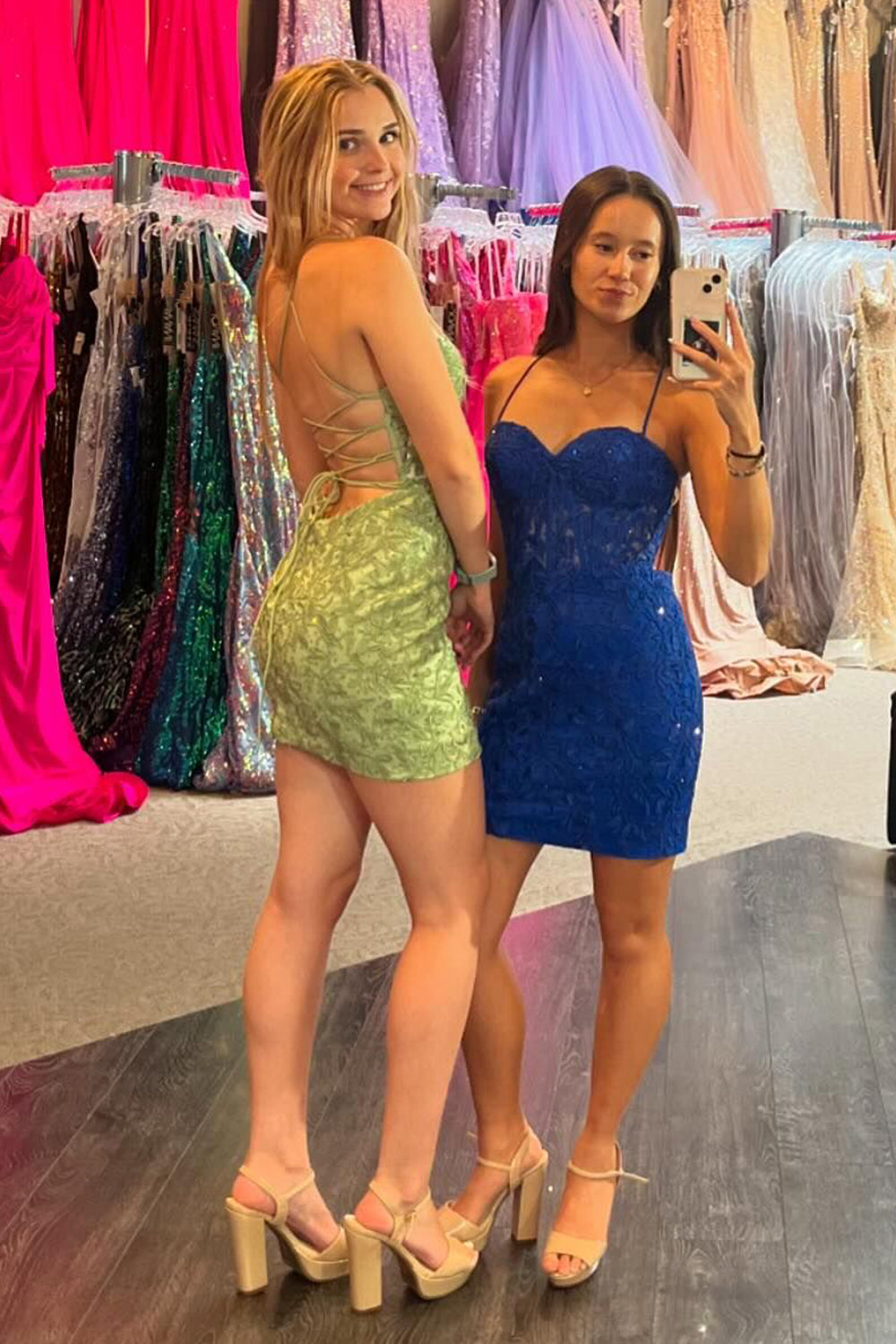 Champagne Spaghetti Straps Tight Short Homecoming Dress/Mini Dress with Appliques