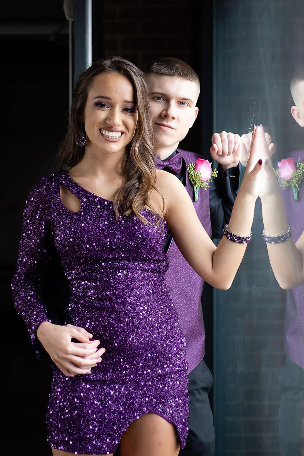 Sparkly Black Sequins One Shoulder One Sleeve Keyhole Tight Short Homecoming Dress/Mini Dress