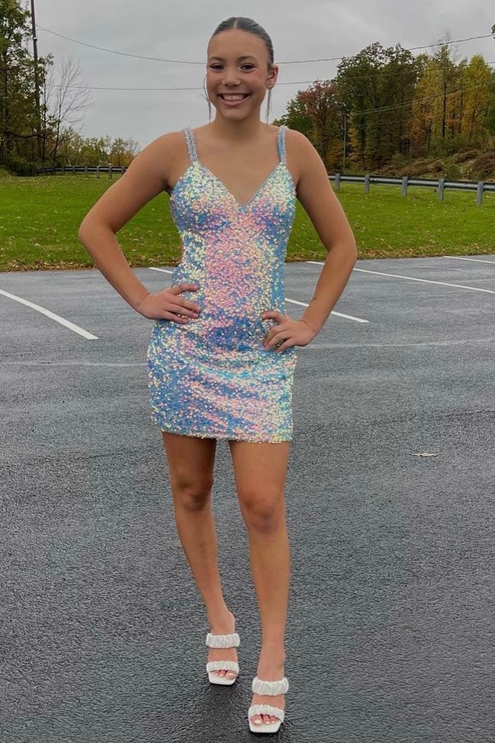 Sparkly Green Sequined Lace-Up Back Tight Short Homecoming Dress/Mini Dress with Fringes