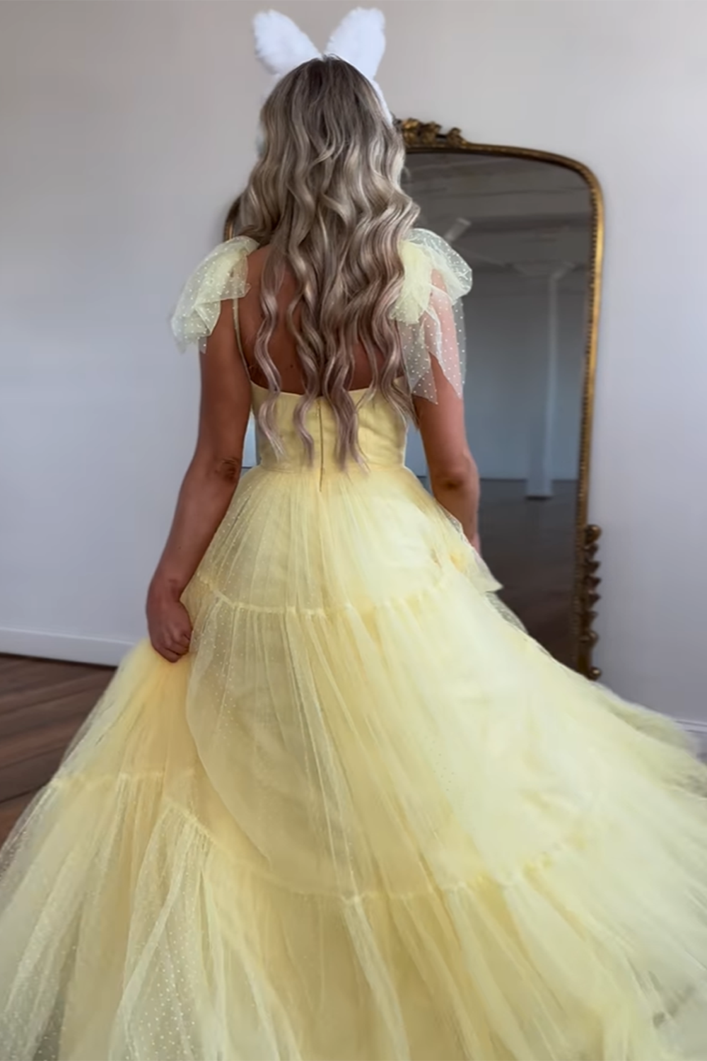 Long Khaki Prom Dress with Bows in A-Line Tulle and Spaghetti Straps