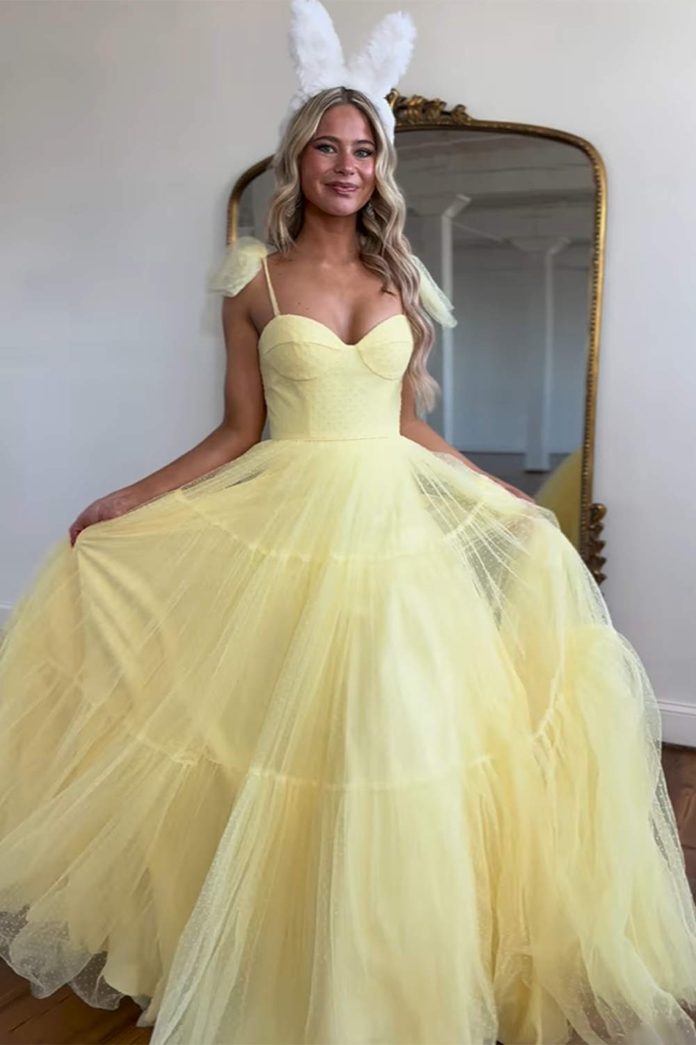 Long Khaki Prom Dress with Bows in A-Line Tulle and Spaghetti Straps