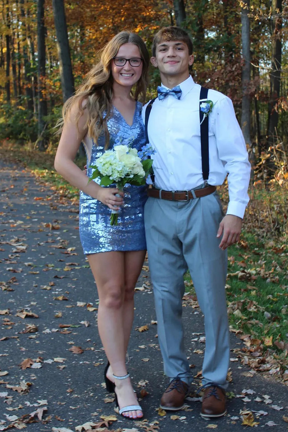 Sparkly White Sequins V-Neck Tight Homecoming Dress/Mini Dress