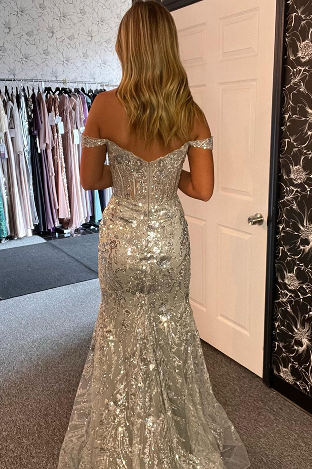 Off-the-Shoulder Long Corset Prom Dress in Black Sequins with Mermaid Silhouette and Slit
