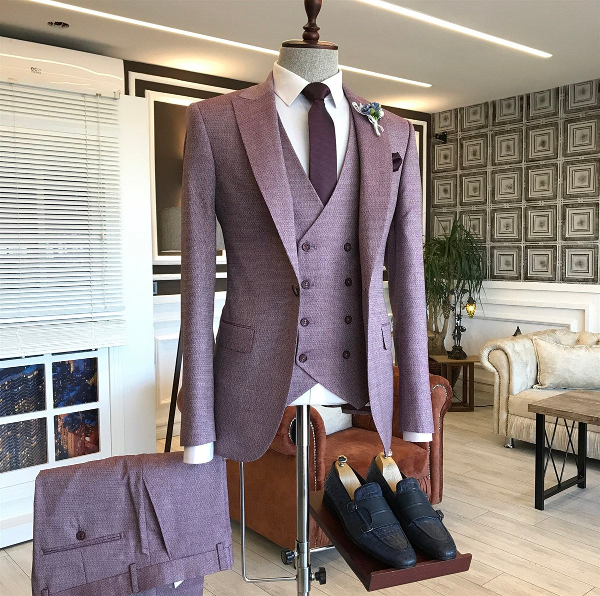 Purple One-Button Small Plaid Groomsmen Outfits with Peaked Lapel