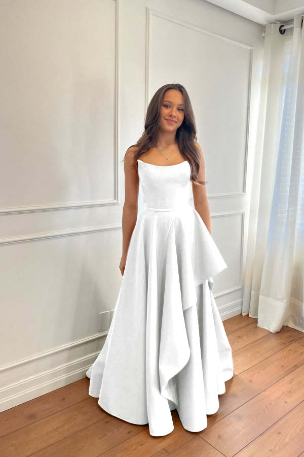 Glamorous Strapless Sleeveless Long Formal Dress With Pleated