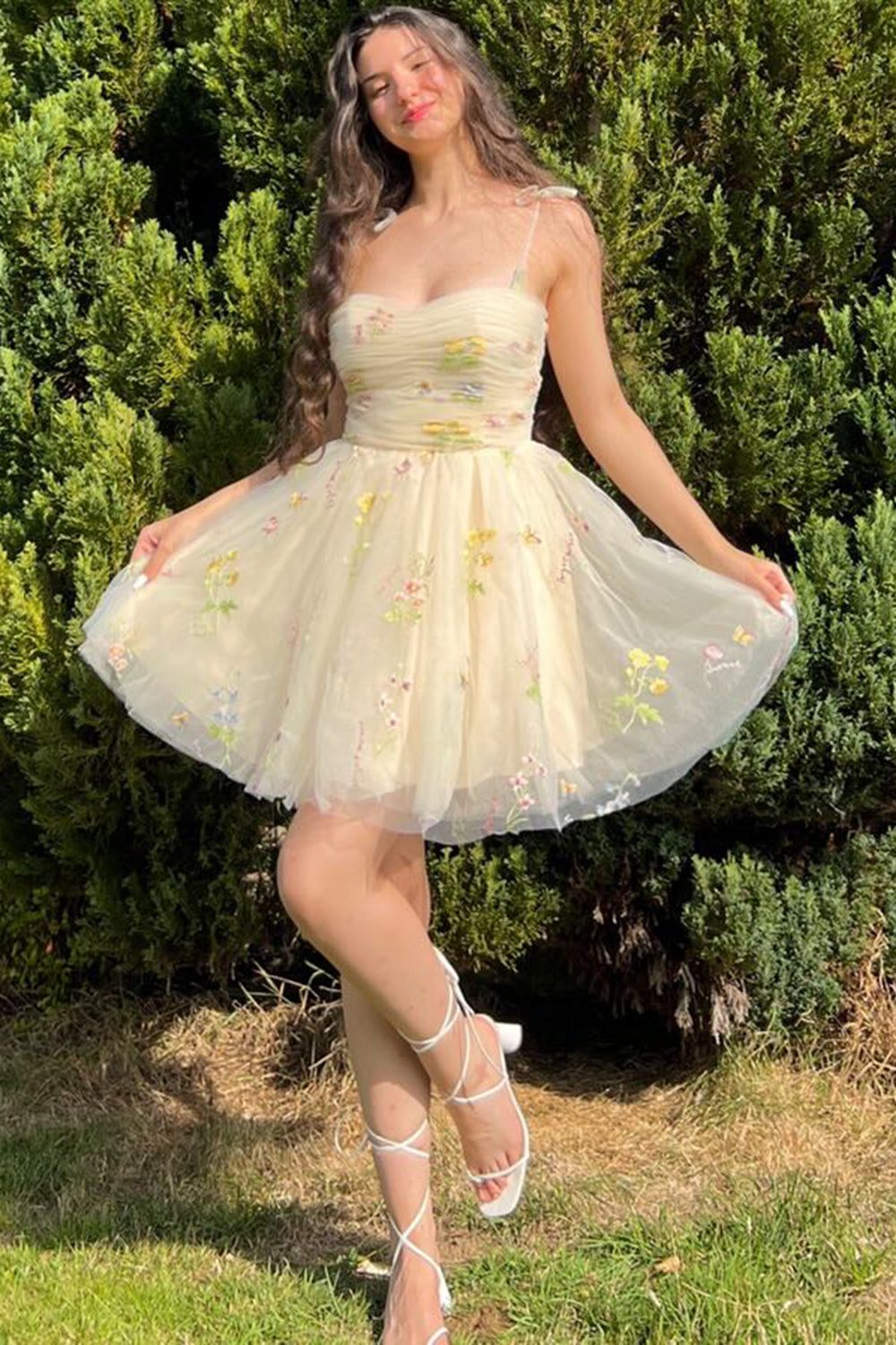 Champagne A-Line Embroidery Short Homecoming Dress/Mini Dress