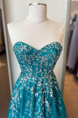 Elegant Sweetheart Peacock Blue A-Line Corset Prom Dress Featuring Appliques