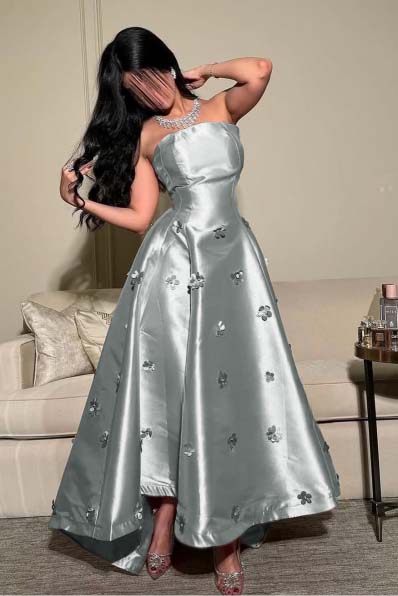 Strapless Sleeveless Long Formal Dress With Pleated Appliques