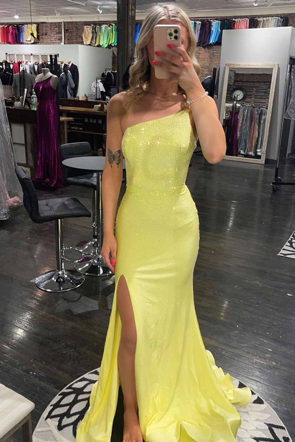 Sequined Yellow Mermaid Prom Dress with One Shoulder and Slit