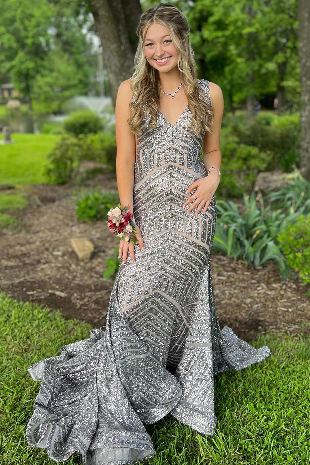 Red Sequined Long Prom Dress with Mermaid Deep V Neckline