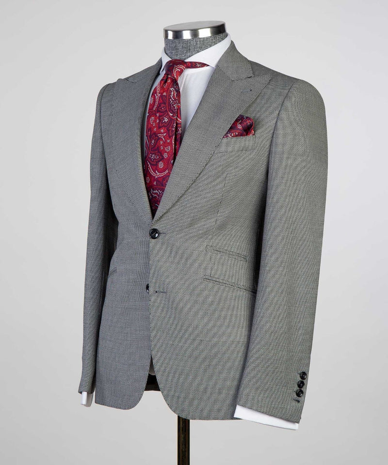 Eugene Latest Design Three-Piece Gray Peaked Lapel Men's Suits