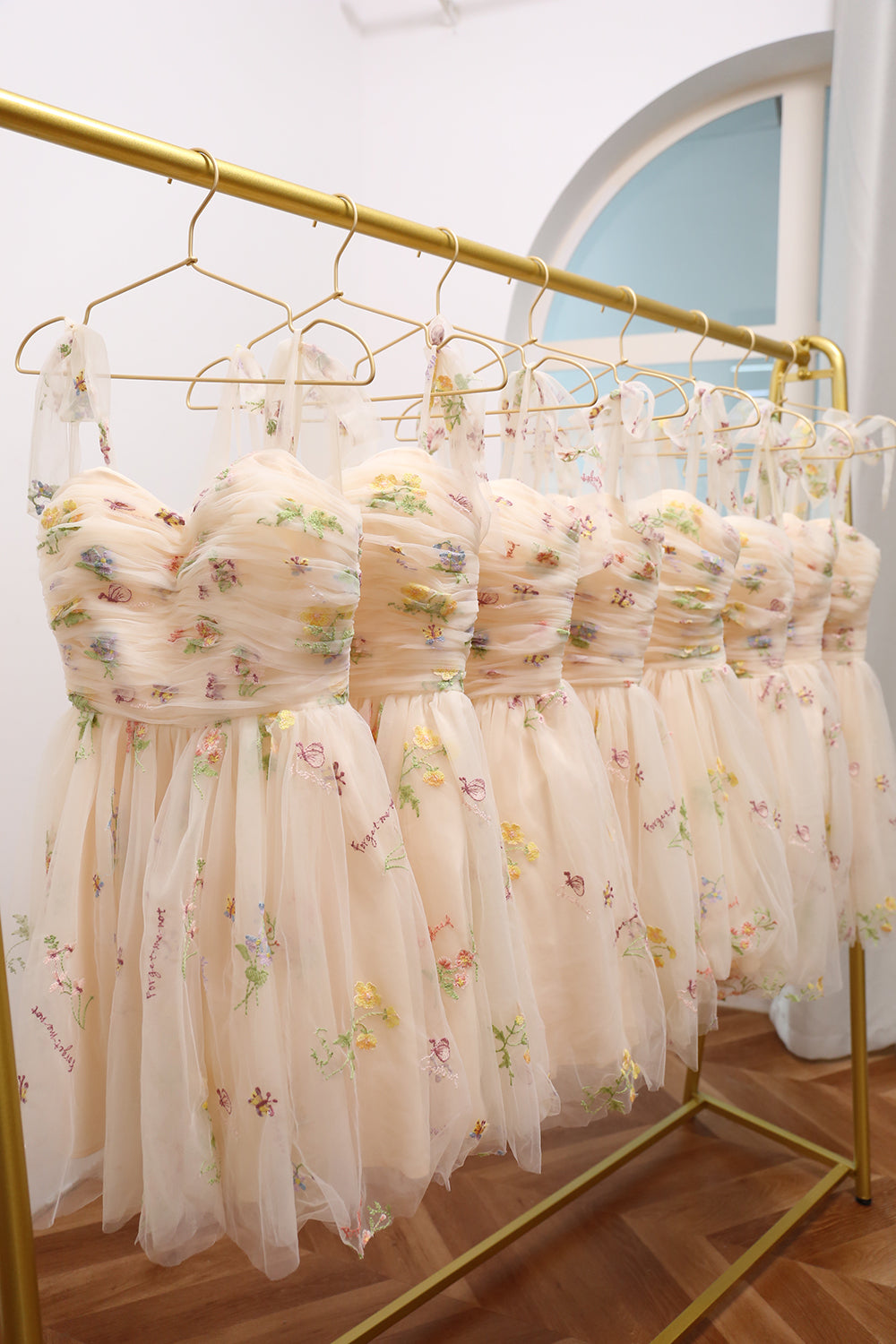 Champagne A-Line Embroidery Short Homecoming Dress/Mini Dress