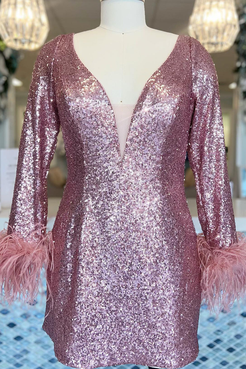 Sparkly Fuchsia Sequined Long Sleeves Tight Short Homecoming Dress/Mini Dress with Feathers