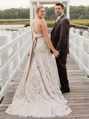 Gorgeous Trumpet/Mermaid Sweetheart Lace Wedding Dresses With Sashes / Ribbons and Sweep Train