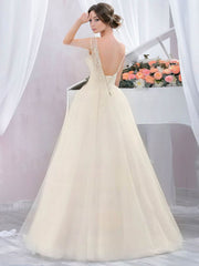 V-neck Tulle Floor-length Wedding Dress with Appliques and Lace