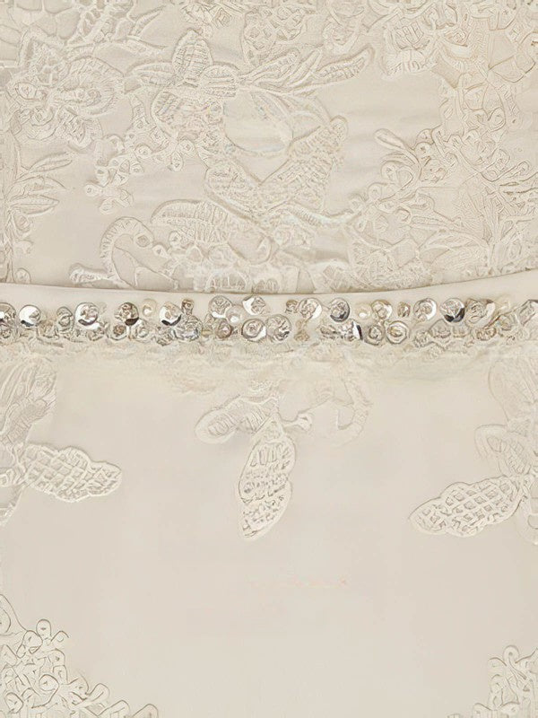 Elegant Trumpet/Mermaid V-neck Chiffon Sweep Train Wedding Dress with Appliques Lace