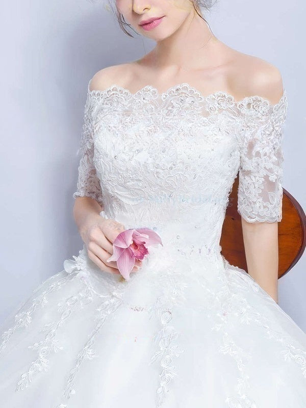 Elegant Off-the-shoulder Appliques Lace Ball Gown Wedding Dress