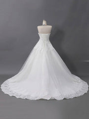 Beautiful Appliques Lace Sweetheart Wedding Dress with Tulle Court Train