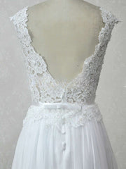 A-line Illusion Chiffon Floor-length Wedding Dress with Appliques Lace
