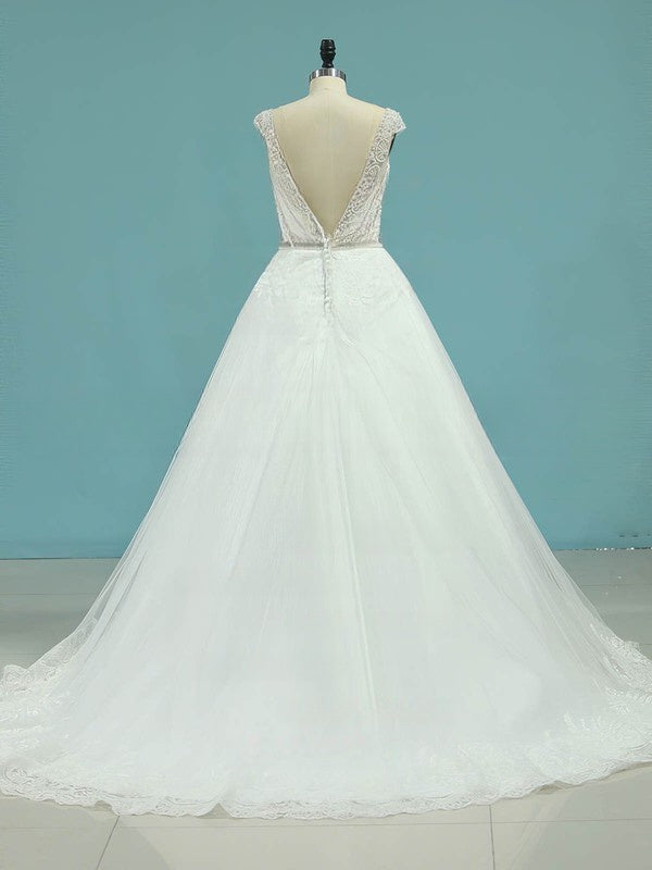 Beautiful V-neck Ball Gown Tulle Court Train Wedding Dress With Beading