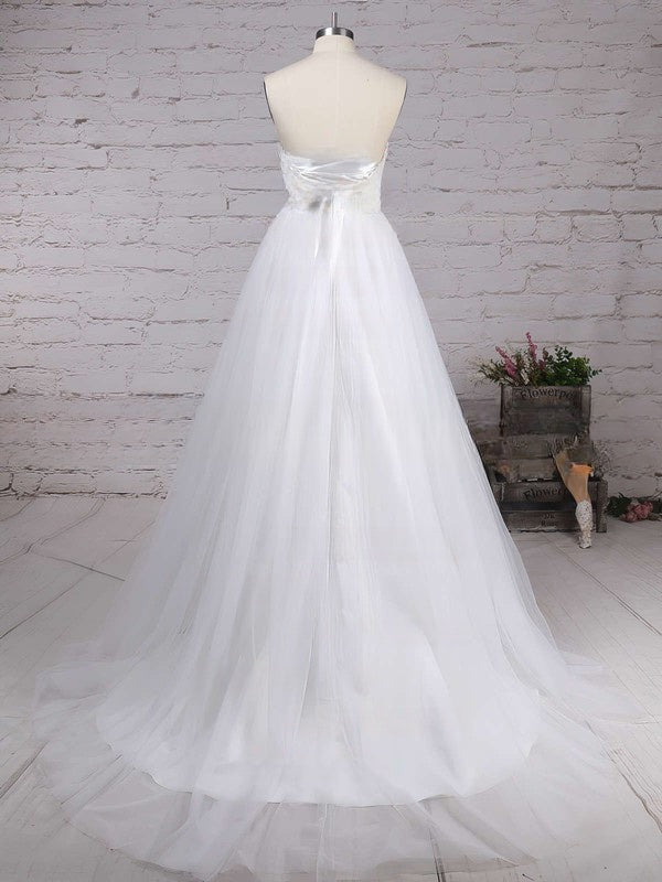A-line Sweetheart Tulle Wedding Dress with Appliques Lace and Sweep Train