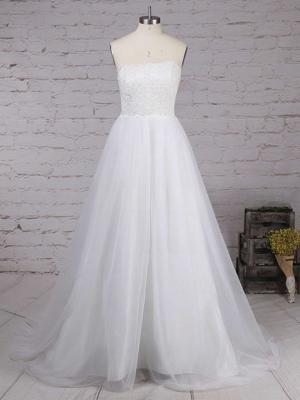 A-line Sweetheart Tulle Wedding Dress with Appliques Lace and Sweep Train
