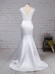 Elegant Trumpet/Mermaid Illusion Lace Satin Sweep Train Wedding Dress With Beading