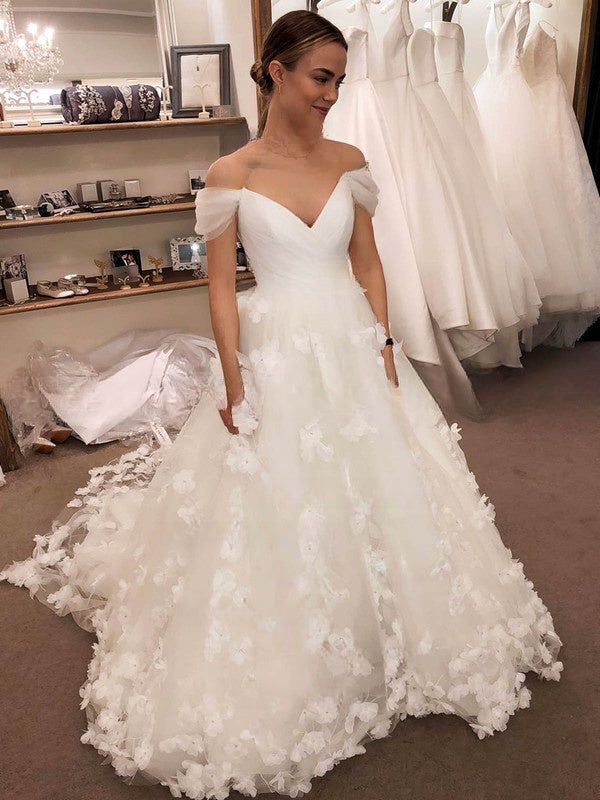 Off-the-shoulder Ball Gown Wedding Dresses With Flower(s) and Tulle Sweep Train