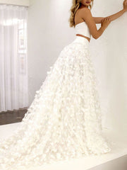 Elegant Lace Appliques Sweetheart Ball Gown Wedding Dress